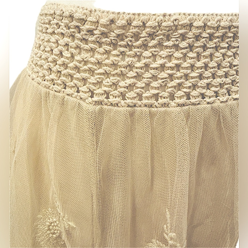 Love 21 Wheat-colored Miniskirt with Sheer Overlay - Picture 3 of 8